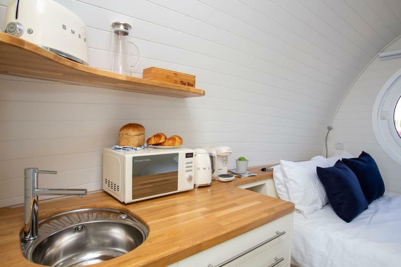 Sea Breeze Ark 900 Boat Hotel Emsworth Buitenkant foto